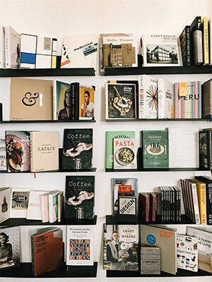 bookshelf minimalist home decor ideas